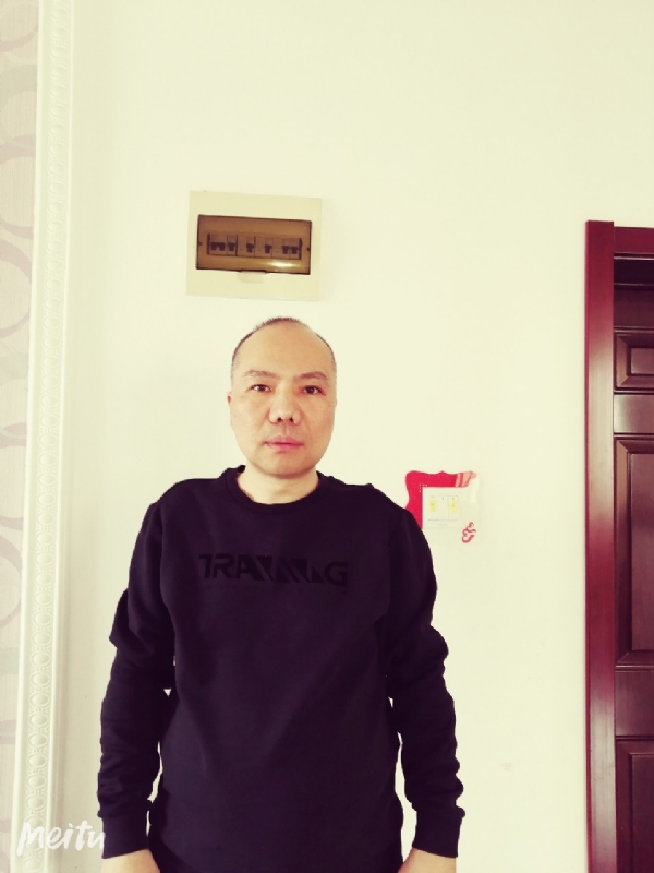 酒香四溢的第一张照片--哈尔滨上门女婿服务网